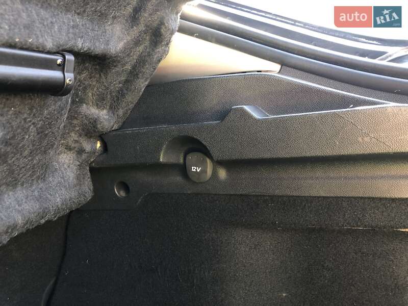 Ліфтбек Renault Laguna 2008 в Луцьку