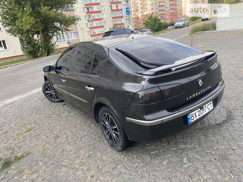 Лифтбек Renault Laguna 2003 в Хмельницком