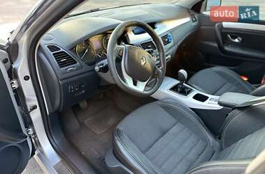 Лифтбек Renault Laguna 2008 в 
