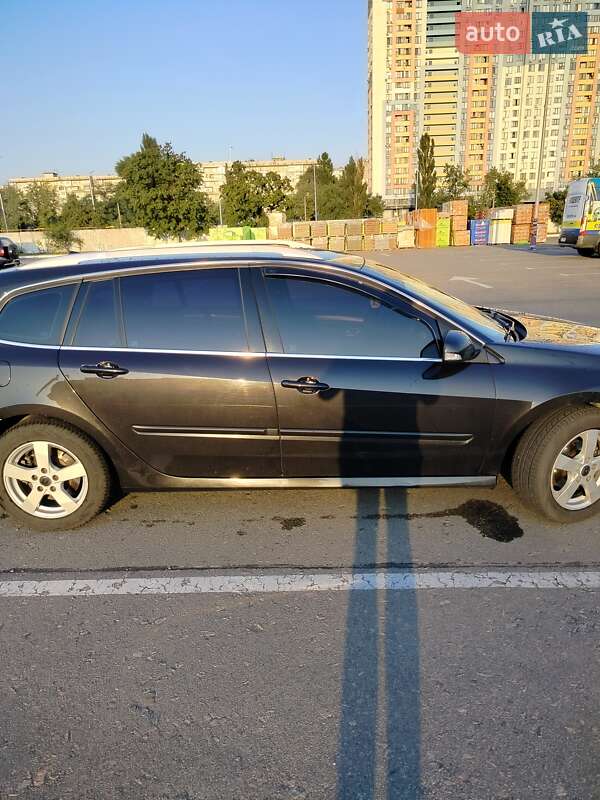 Универсал Renault Laguna 2010 в Киеве