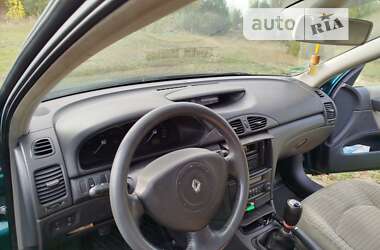 Лифтбек Renault Laguna 2003 в Чуднове