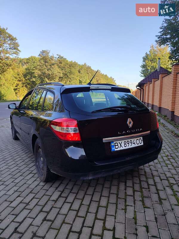Універсал Renault Laguna 2010 в Красилові