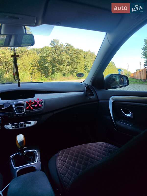 Універсал Renault Laguna 2010 в Красилові