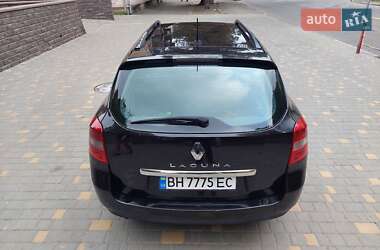 Универсал Renault Laguna 2010 в 