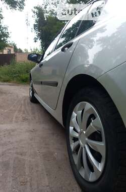 Лифтбек Renault Laguna 2008 в Конотопе