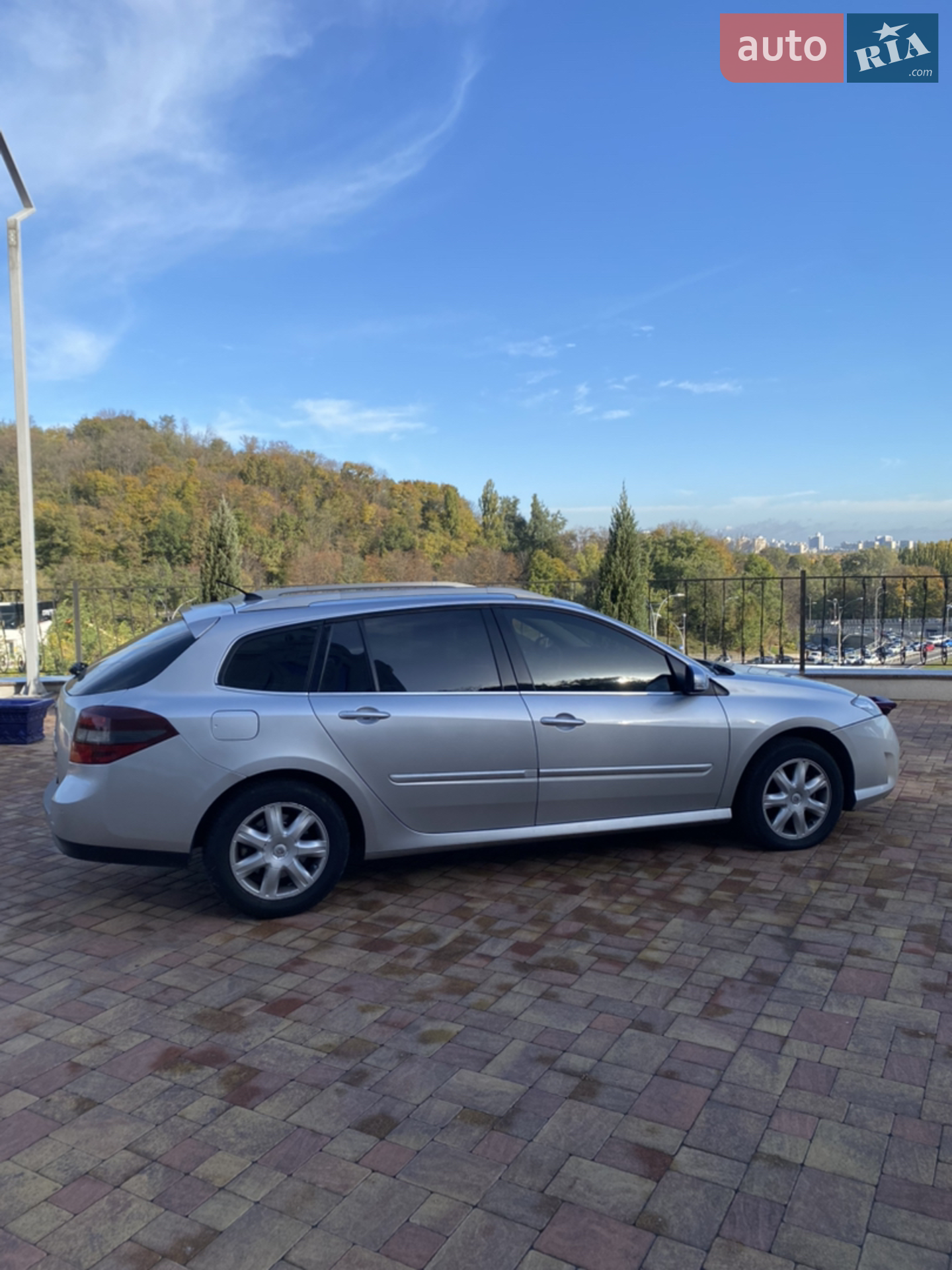 2010 Renault Laguna - мініатюра 12
