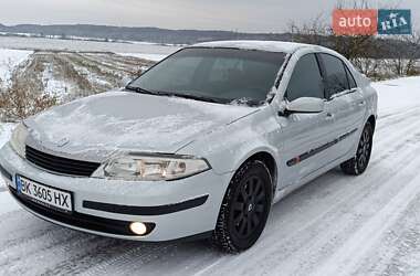 Лифтбек Renault Laguna 2003 в Остроге