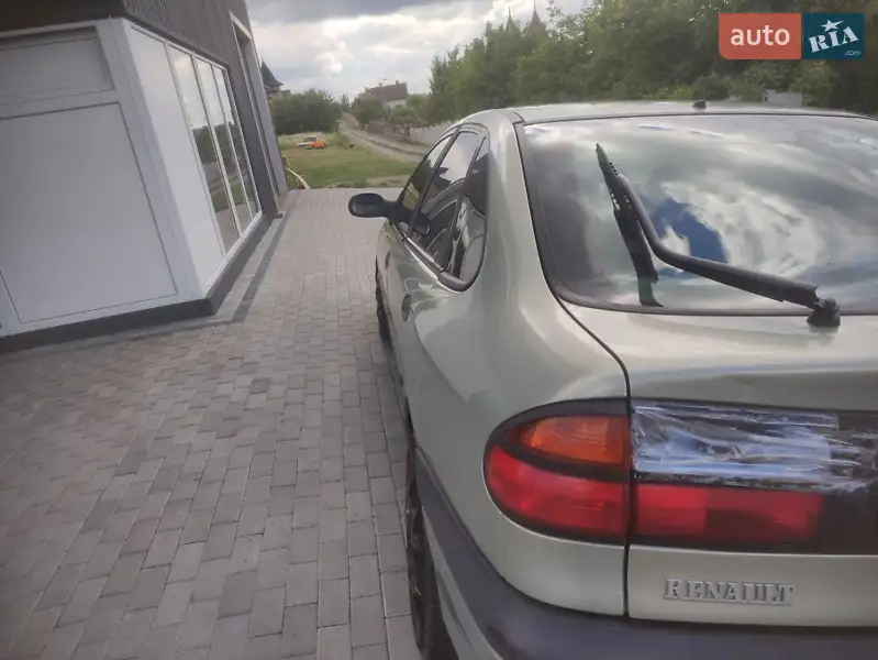 Renault Laguna 1999