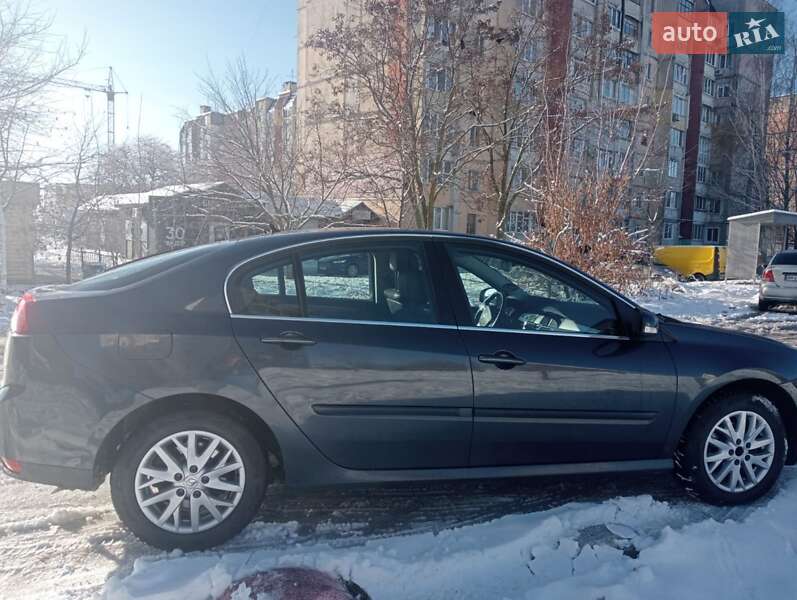 Ліфтбек Renault Laguna 2013 в Житомирі