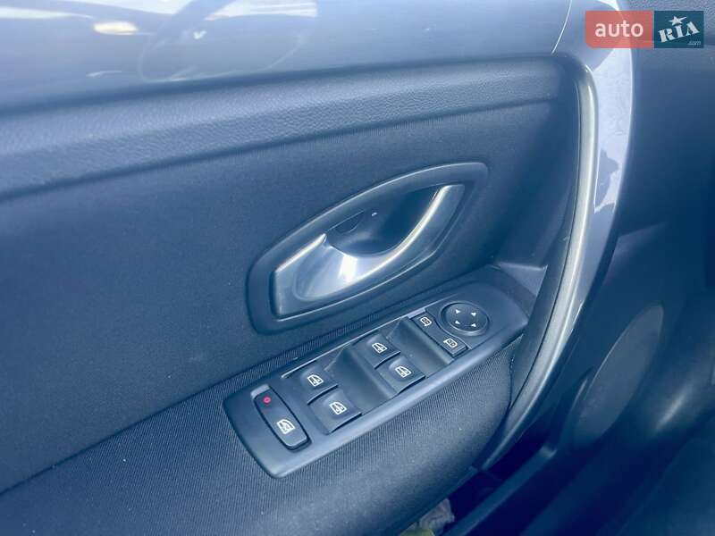 Универсал Renault Laguna 2010 в Киеве