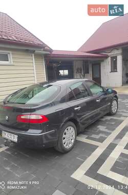 Лифтбек Renault Laguna 2003 в 