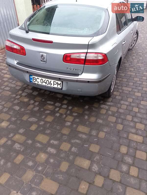 Лифтбек Renault Laguna 2001 в Судовой Вишне
