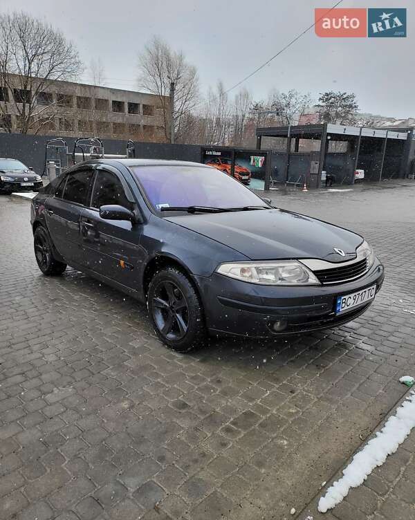 Ліфтбек Renault Laguna 2003 в Винниках