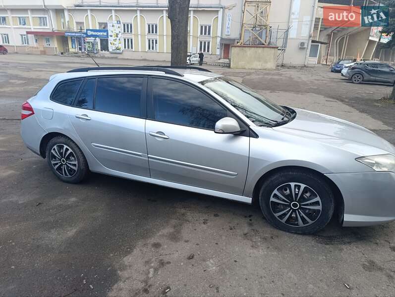 Универсал Renault Laguna 2008 в Тернополе