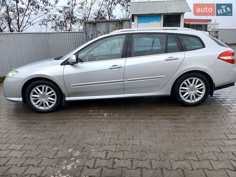 Універсал Renault Laguna 2010 в Чернівцях фото 9 Універсал Renault Laguna 2010 в Чернівцях