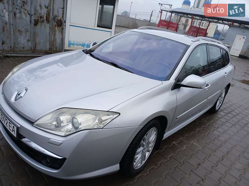 Універсал Renault Laguna 2010 в Чернівцях фото 21 Універсал Renault Laguna 2010 в Чернівцях