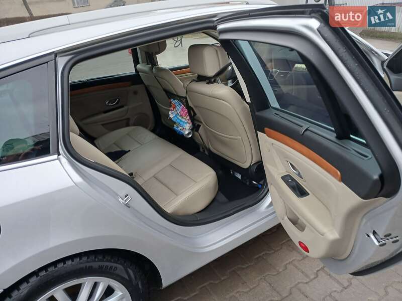 Універсал Renault Laguna 2010 в Чернівцях фото 45 Універсал Renault Laguna 2010 в Чернівцях