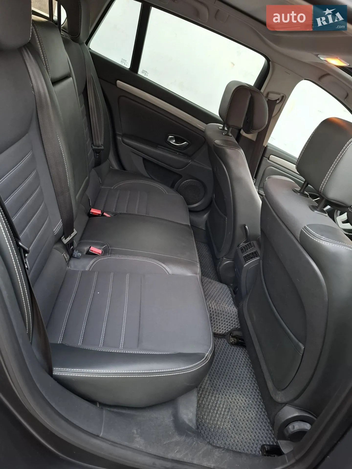 2011 Renault Laguna - мініатюра 3