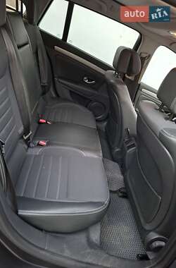 Универсал Renault Laguna 2011 в 