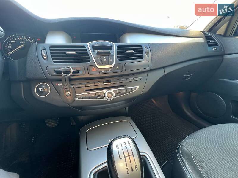 Лифтбек Renault Laguna 2008 в Ужгороде