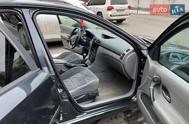 Ліфтбек Renault Laguna 2002 в Черкасах