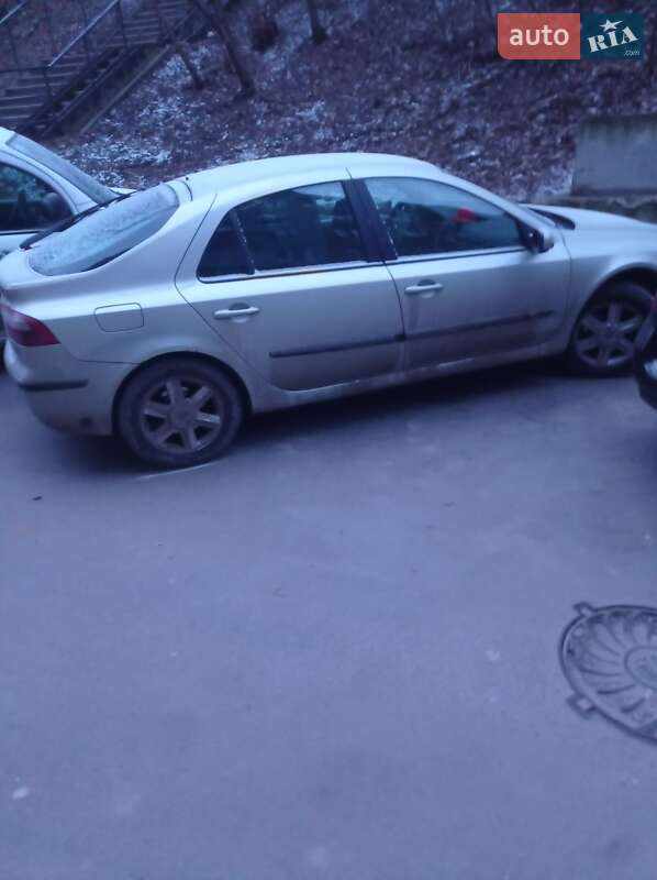 Лифтбек Renault Laguna 2002 в Тернополе