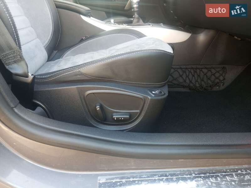 Универсал Renault Laguna 2012 в Умани