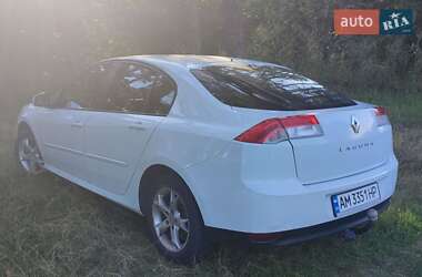 Лифтбек Renault Laguna 2009 в 