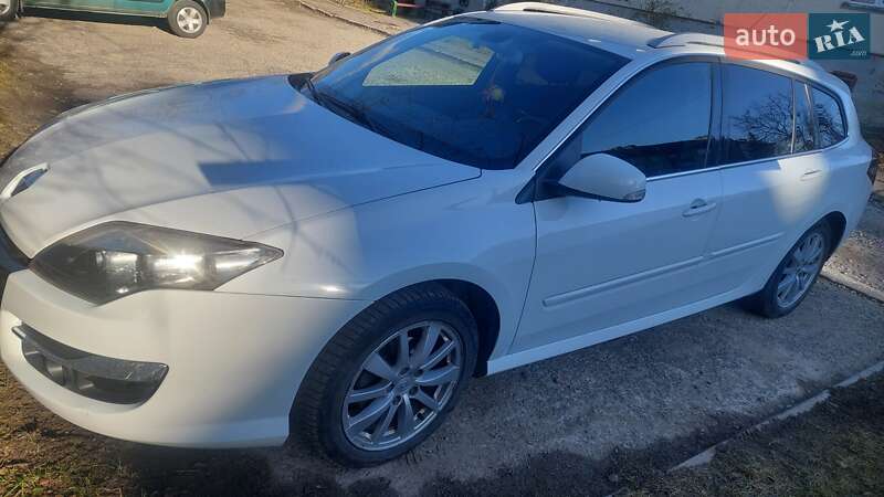 Универсал Renault Laguna 2011 в Надворной