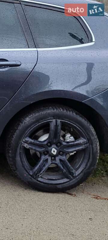 Универсал Renault Laguna 2009 в Малине