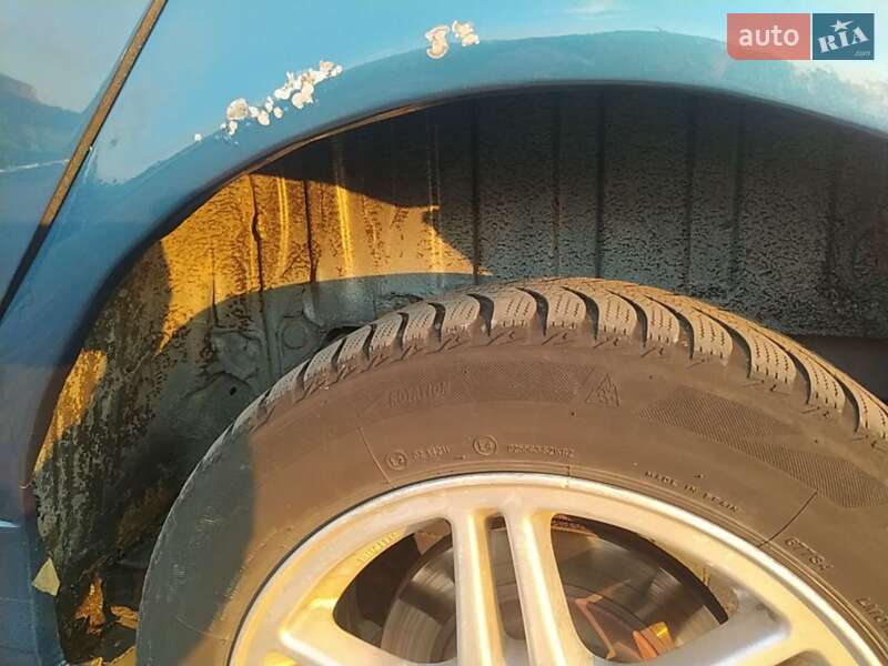 Лифтбек Renault Laguna 1994 в Самборе