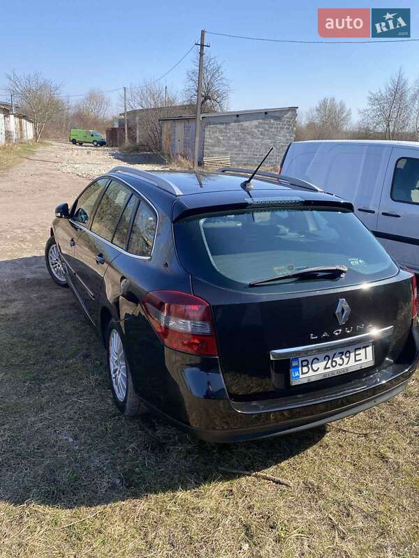 Универсал Renault Laguna 2011 в Бродах