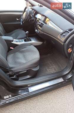 Универсал Renault Laguna 2011 в 