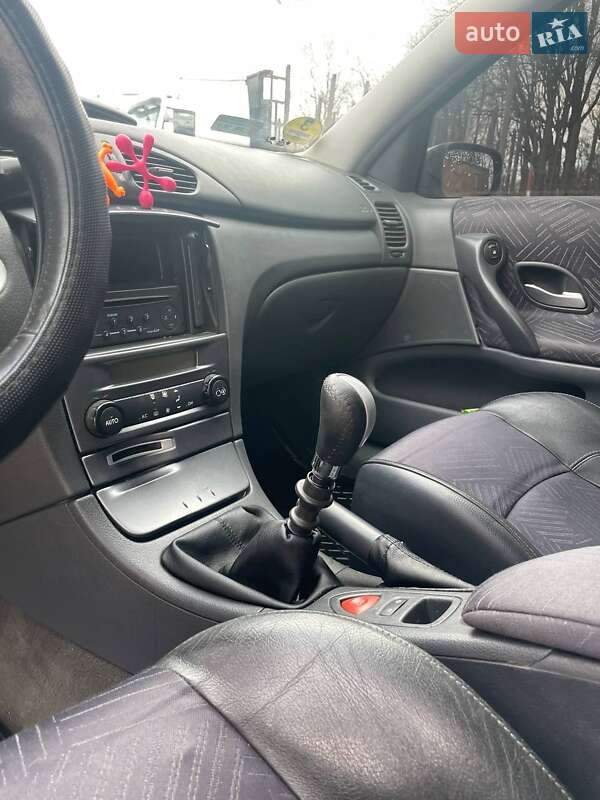 Универсал Renault Laguna 2004 в Коростене фото 10 Универсал Renault Laguna 2004 в Коростене