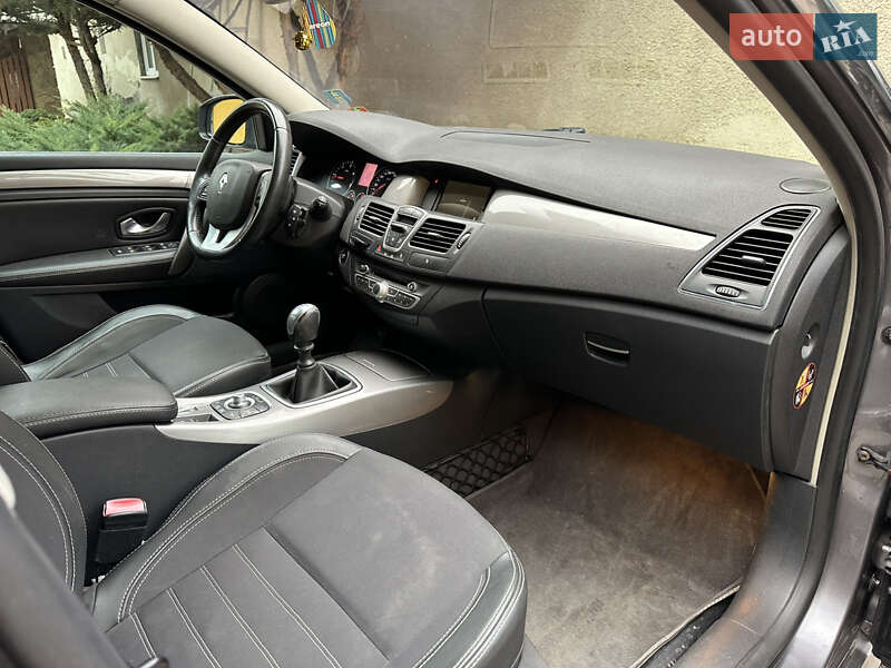 Лифтбек Renault Laguna 2011 в Львове