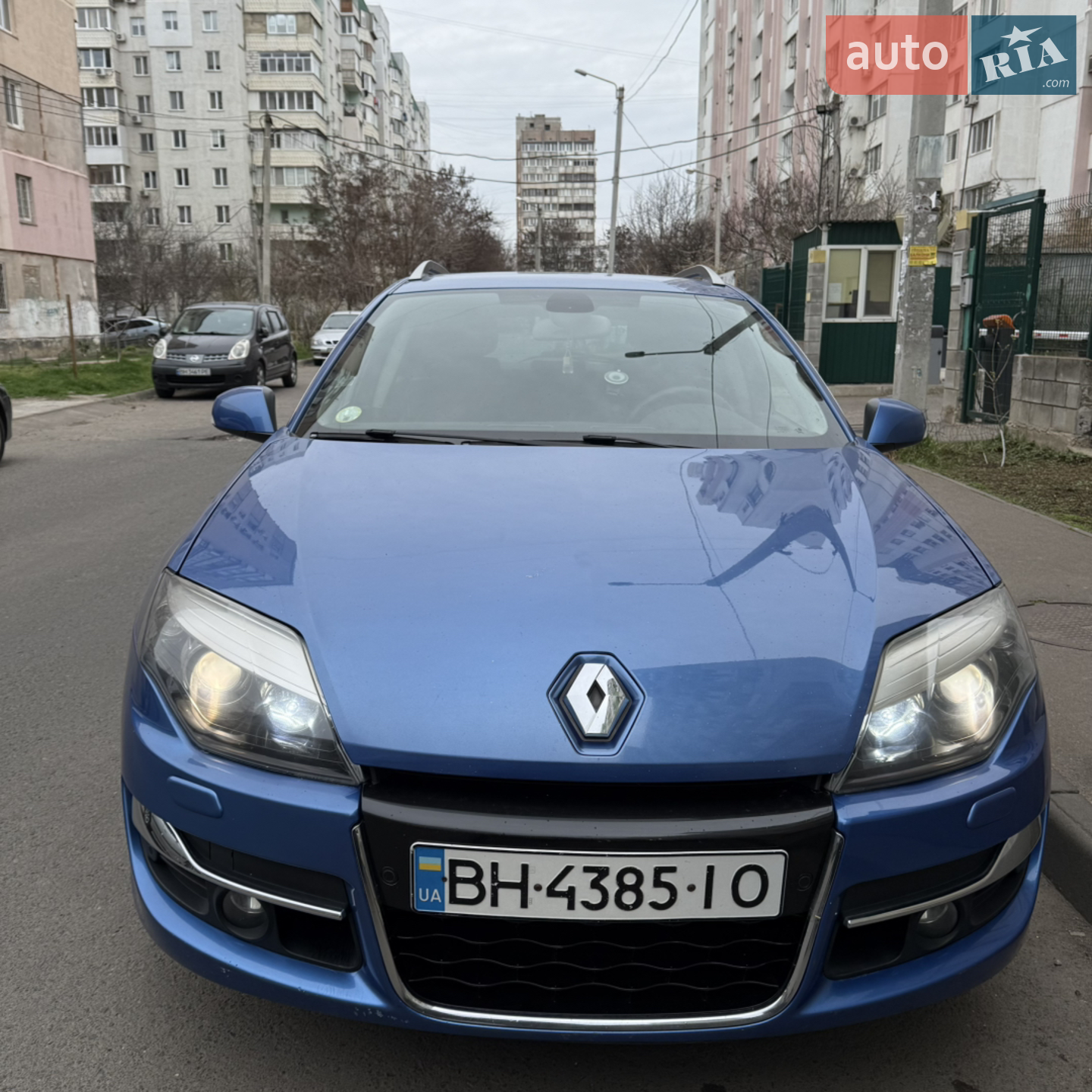 2011 Renault Laguna - фото 1