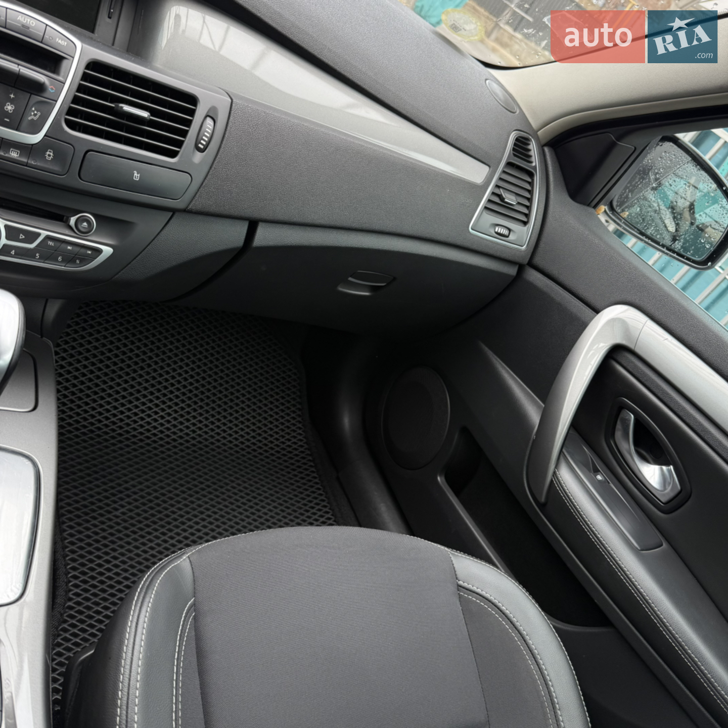 2011 Renault Laguna - мініатюра 11