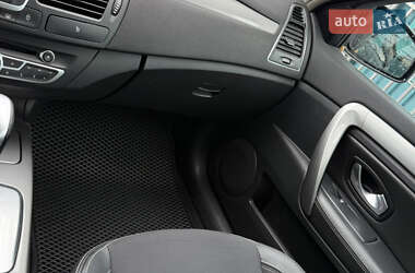 Универсал Renault Laguna 2011 в 