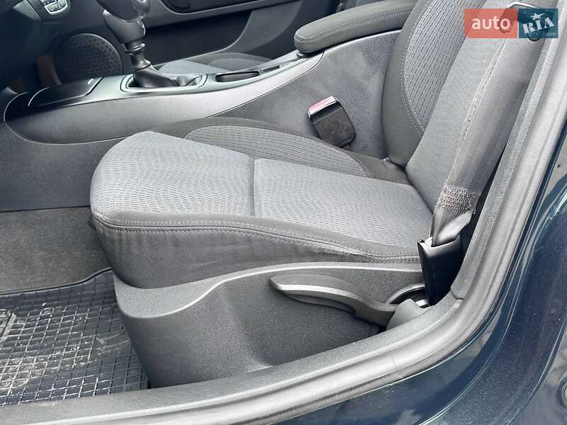 Лифтбек Renault Laguna 2007 в Кропивницком