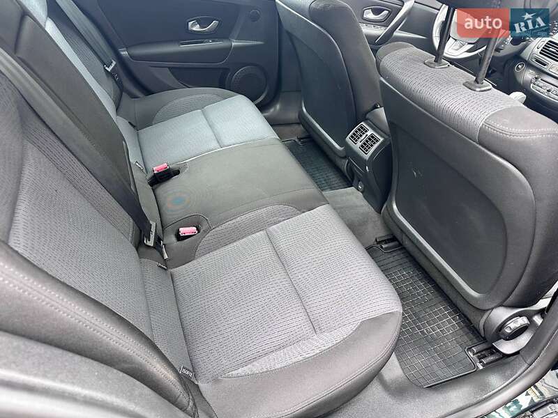 Лифтбек Renault Laguna 2007 в Кропивницком