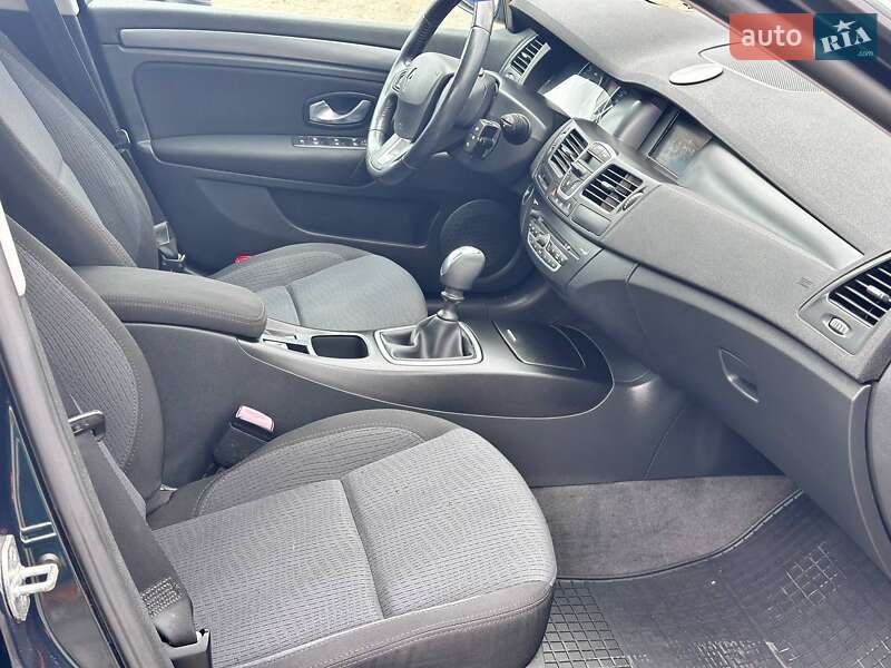 Лифтбек Renault Laguna 2007 в Кропивницком