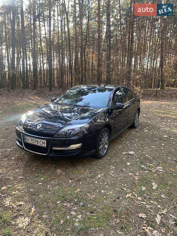 Ліфтбек Renault Laguna 2014 в Гадячі