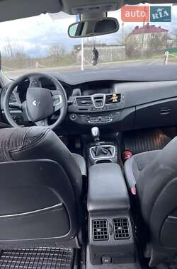 Універсал Renault Laguna 2009 в 