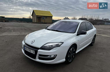 Ліфтбек Renault Laguna 2015 в 