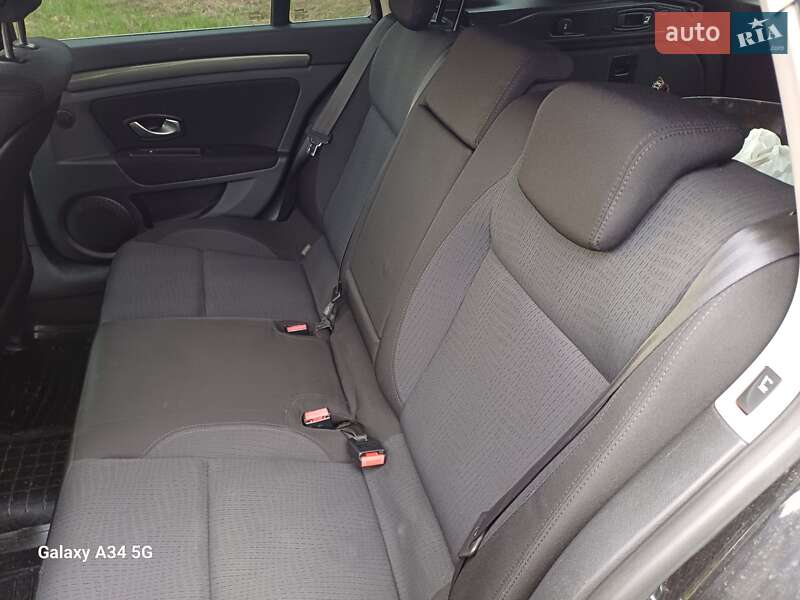 Универсал Renault Laguna 2010 в Ивано-Франковске фото 20 Универсал Renault Laguna 2010 в Ивано-Франковске