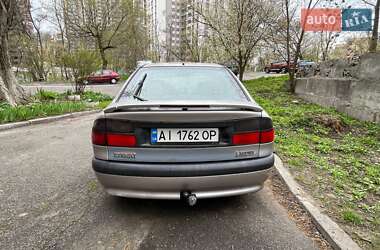 Лифтбек Renault Laguna 1995 в 