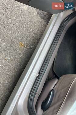 Лифтбек Renault Laguna 1995 в 