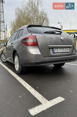 Универсал Renault Laguna 2012 в 
