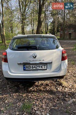 Универсал Renault Laguna 2011 в 