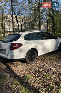 Универсал Renault Laguna 2011 в 